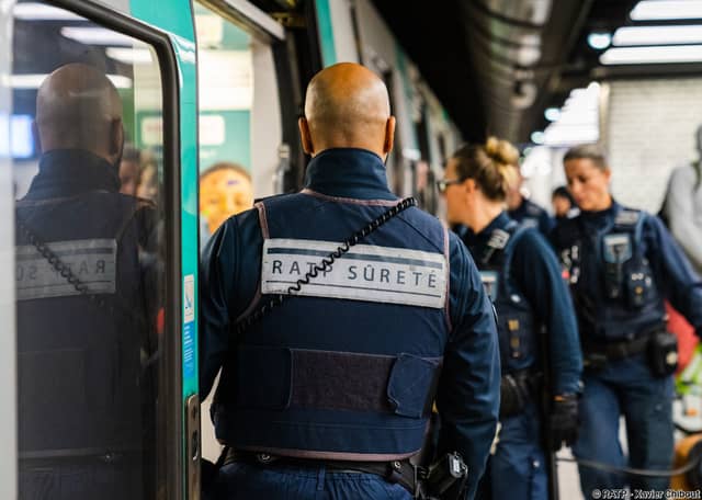 Agent de sûreté sur le réseau ferré